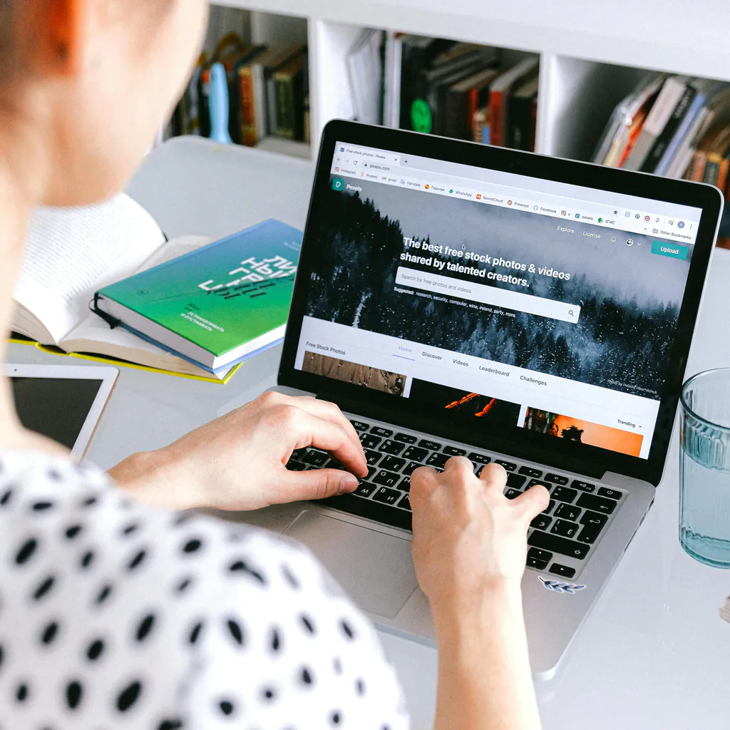 Landing Page, Digital Red